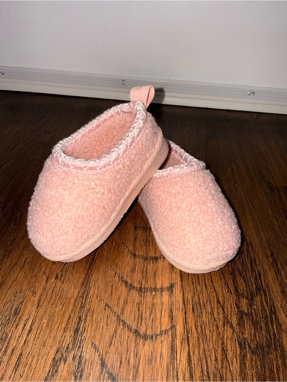 Cozy Pink Plush Kids Slip-On Footies size 4 toddler/baby